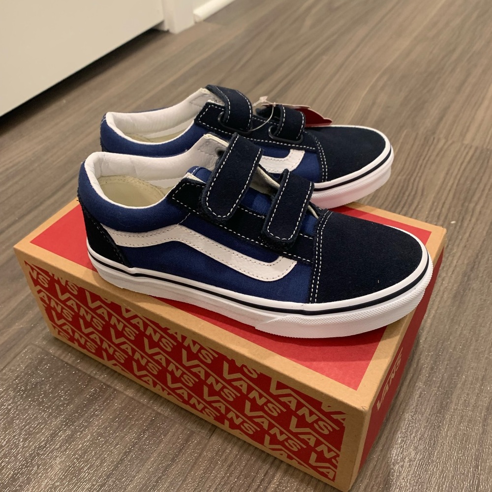 Vans Old Skool V Skate Shoe - Little Kid - Navy / Black